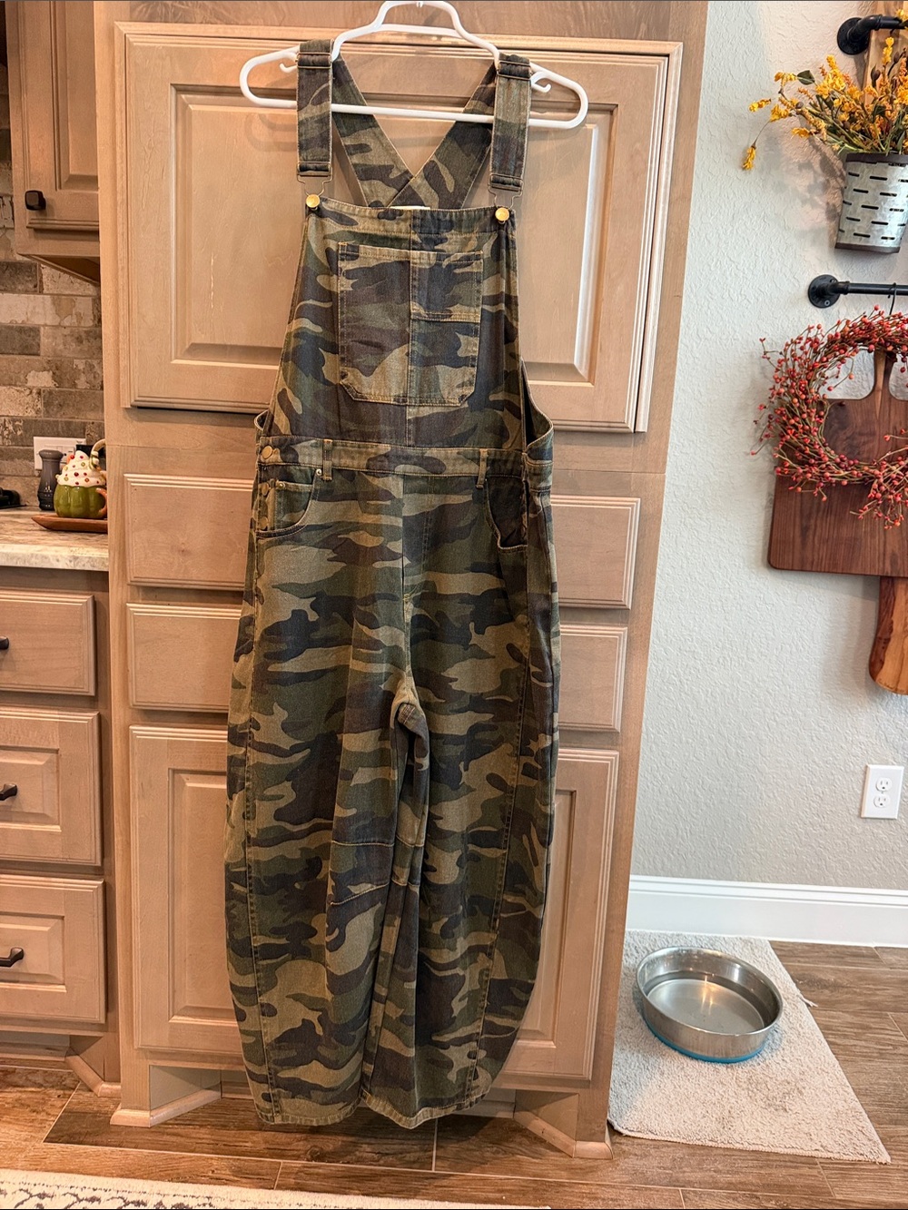 Oddi Los Angeles camo green barrel leg overalls
